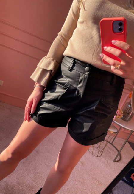 Faux leather short