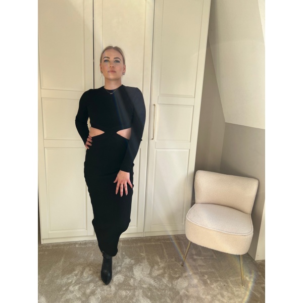 Classy black dress