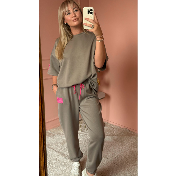Comfy 2 piece taupe