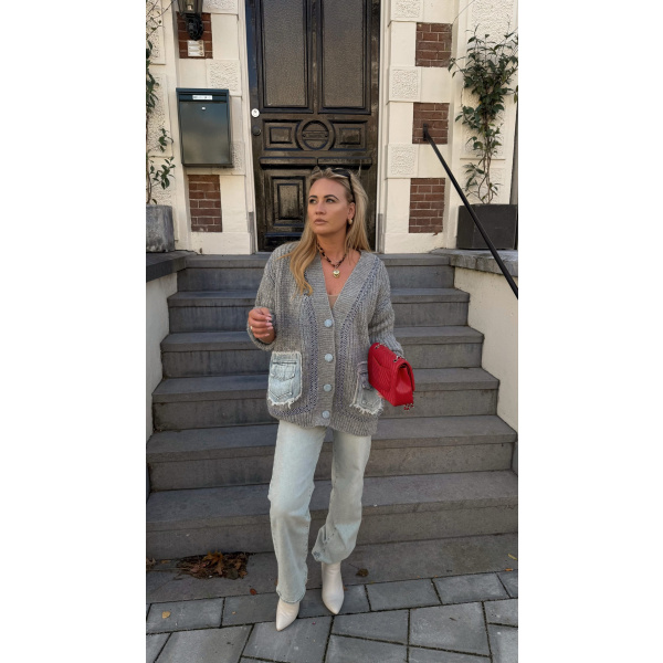 knitted vest jeans
