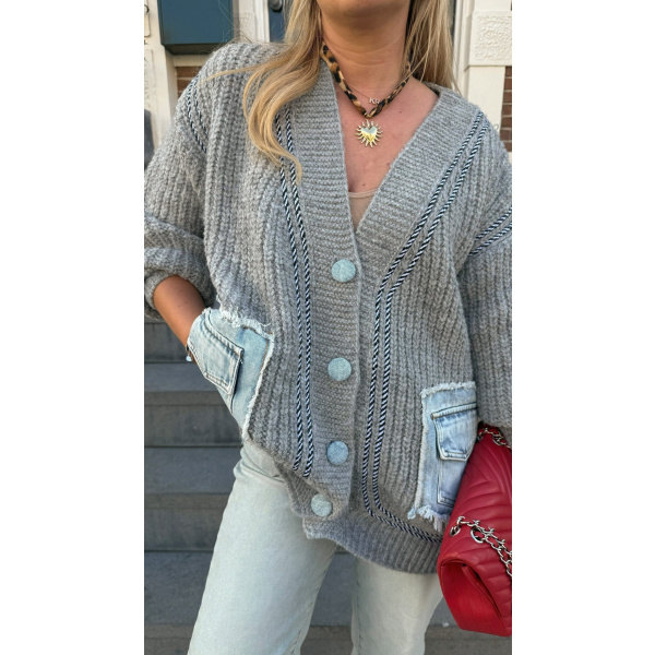 knitted vest jeans